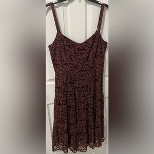 XL flattering lace dress